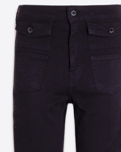 PANTALON VAQUERO NEGRO ACAMPANADO