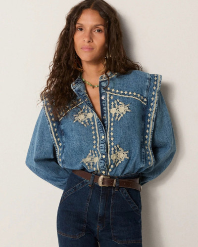 CAMISA DENIM DETALLES BORDADOS CREMA
