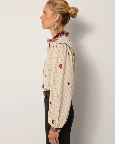 BLUSA CUADROS BORDADOS