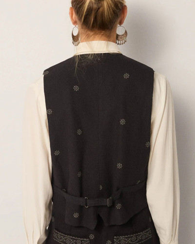 CHALECO NEGRO BORDADOS GRIS