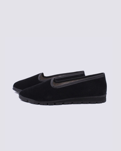 SLIPPER TERCIOPELO NEGRO PLUS