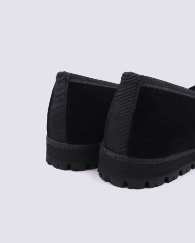 SLIPPER TERCIOPELO NEGRO PLUS