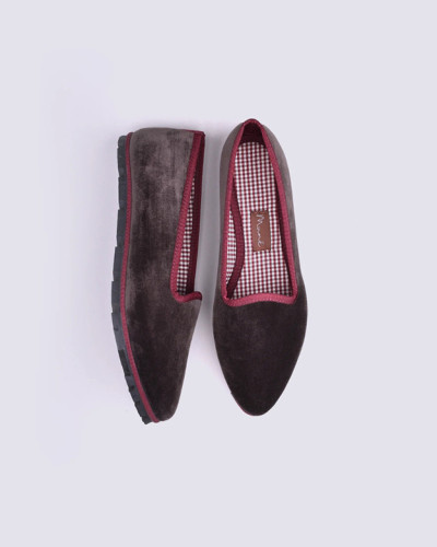 SLIPPER TERCIOPELO CHOCOLATE