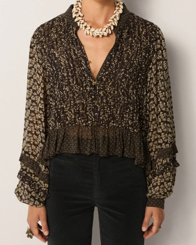 BLUSA VOLANTES ESTAMPADA NEGRA