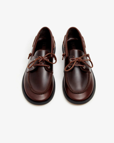 NÁUTICO PIEL MARRÓN OSCURO