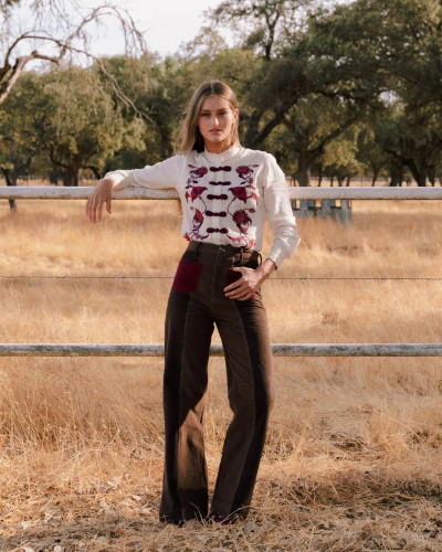 PANTALÓN PANA MARRÓN CONTRASTES GRANATES