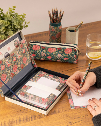 SET DE REGALO PARA ESCRITURA