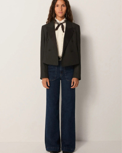 CHAQUETA CORTA NEGRA