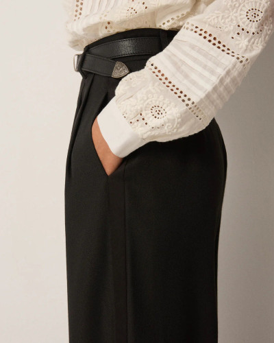 PANTALÓN NEGRO TALLE ALTO