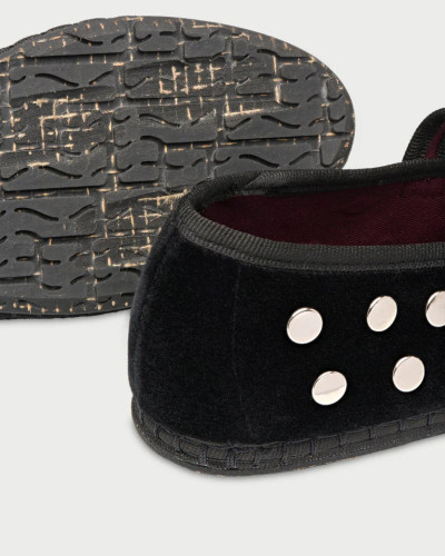 FLABELUS NEGRA TACHUELAS