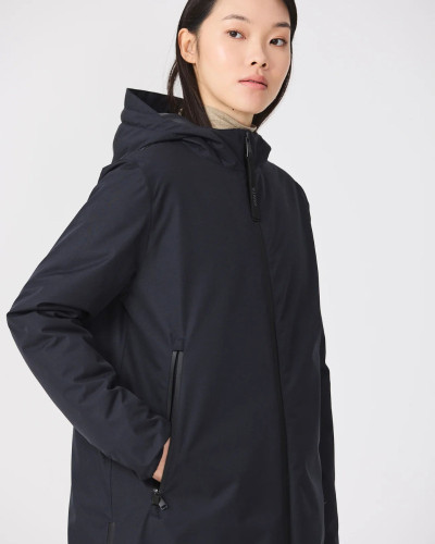 ABRIGO IMPERMEABLE COSTURAS SELLADAS