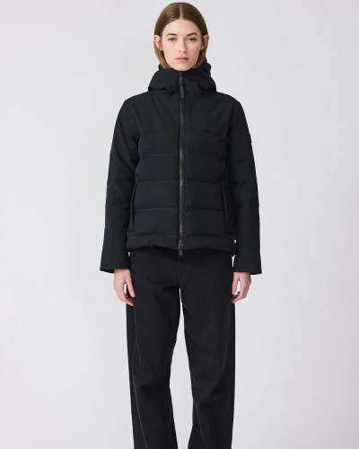 ABRIGO CORTO IMPERMEABLE CORTE EVASÉ