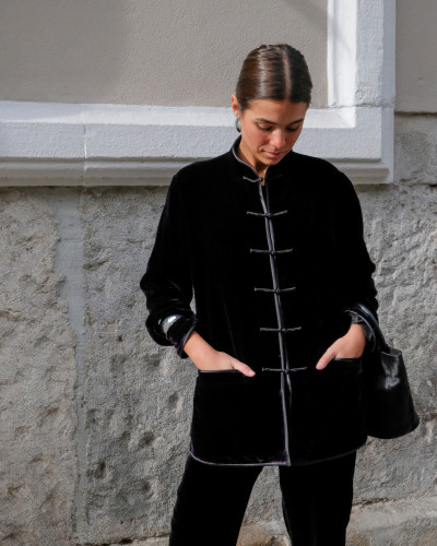 CHAQUETA TERCIOPELO MEDIA BERENJENA