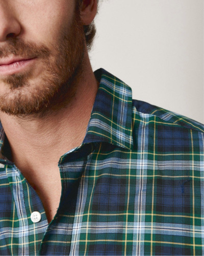 THE SCOT CUADRO VERDE Y AMARILLO  FONDO AZUL MARINO