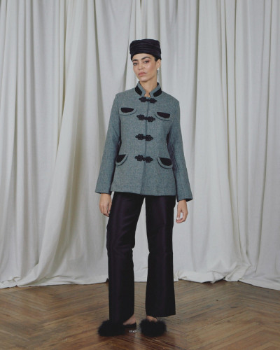 CHAQUETA GRIS CUELLO MANDARÍN