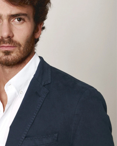 CHAQUETA GABARDINA AZUL MARINO