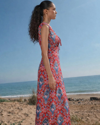 VESTIDO ROJO DETALLE CINES
