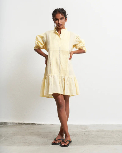 VESTIDO CORTO AMARILLO