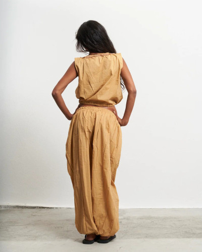 TOP AMARILLO ESCOTE FRUNCIDO
