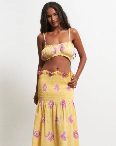 TOP AMARILLO DETALLES ROSAS