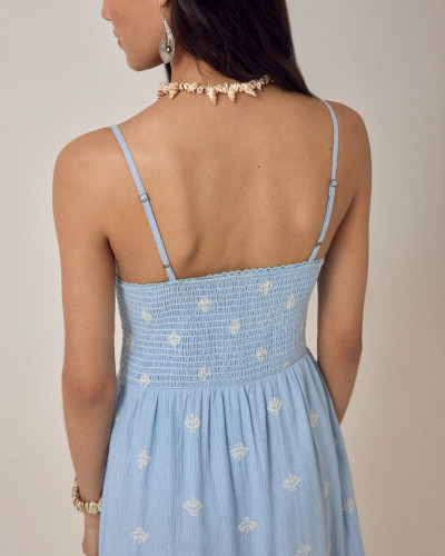 VESTIDO TIRANTE AZUL BORDADOS MARFIL