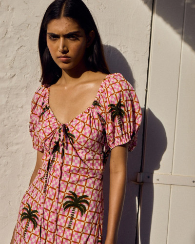 VESTIDO ROSA PALMERAS
