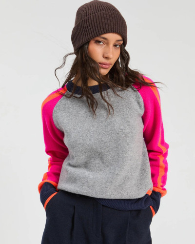 JERSEY GRIS MANGAS FUCSIA