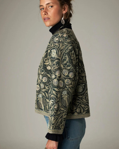 CHAQUETA BORDADA ABU JADE