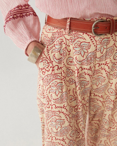 Comprar pantalon de venta online en la central 1897.