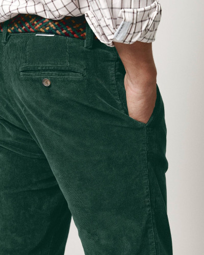 PANTALON CHINO MICROPANA VERDE